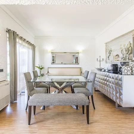 Willa Bir Otimo - Wonderful 5 Bedroom In - Superb Interior Furnishings - Perfect For F