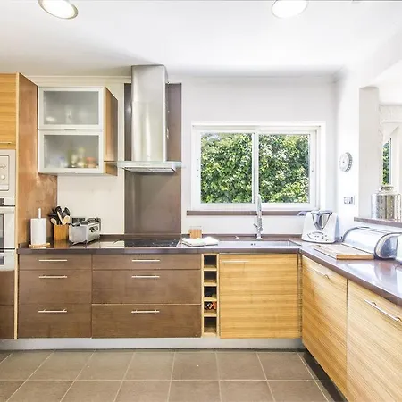 Bir Otimo - Wonderful 5 Bedroom In - Superb Interior Furnishings - Perfect For F Віавіа