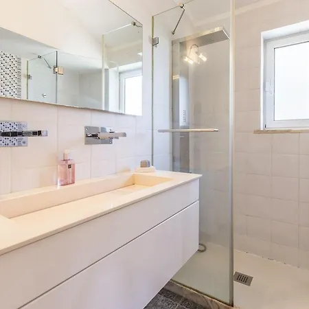 Bir Otimo - Wonderful 5 Bedroom In - Superb Interior Furnishings - Perfect For F Willa Віавіа